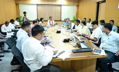 उप मुख्यमंत्री विजय शर्मा ने पुनर्वास एवं नक्सल प्रभावित परिवारों के लिए संचालित योजनाओं की समीक्षा की उप मुख्यमंत्री विजय शर्मा ने पुनर्वास एवं नक्सल प्रभावित परिवारों के लिए संचालित योजनाओं की समीक्षा की