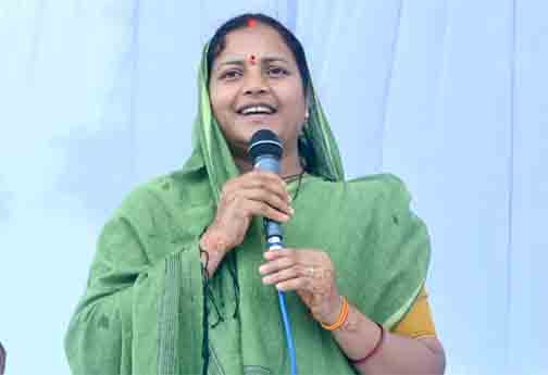 भैयाथान क्षेत्र में 34 करोड़ से अधिक के सड़क विकास कार्यों की मंत्री लक्ष्मी राजवाड़े ने दी सौगात भैयाथान क्षेत्र में 34 करोड़ से अधिक के सड़क विकास कार्यों की मंत्री लक्ष्मी राजवाड़े ने दी सौगात