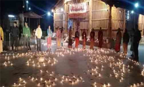 दीपों से जगमगाएगा माँ दंतेश्वरी परिसर, सेवा संकल्प अभियान में बनेगा आस्था का भव्य दृश्य दीपों से जगमगाएगा माँ दंतेश्वरी परिसर, सेवा संकल्प अभियान में बनेगा आस्था का भव्य दृश्य