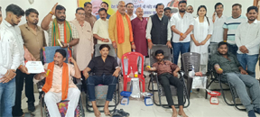 सेवा संकल्प के तहत युवाओं ने किया रक्तदान, 50 यूनिट रक्त संग्रहित सेवा संकल्प के तहत युवाओं ने किया रक्तदान, 50 यूनिट रक्त संग्रहित