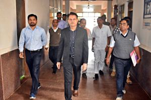  नवपदस्थ कलेक्टर ने किया संयुक्त जिला कार्यालय का निरीक्षण