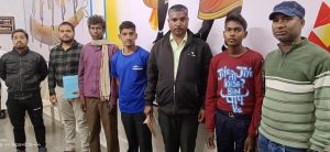 कबीरधाम जिले के दो श्रमिक कर्नाटक से सकुशल घर लौटे कबीरधाम जिले के दो श्रमिक कर्नाटक से सकुशल घर लौटे