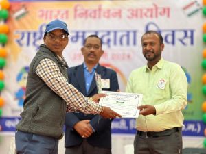  जनता के मताधिकार की शक्ति ही मजबूत लोकतंत्र का आधार- कमिश्नर श्याम धावड़े