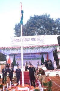 पाॅवर कंपनी में चेयरमेन पी.दयानंद ने फहराया झण्डा पाॅवर कंपनी में चेयरमेन पी.दयानंद ने फहराया झण्डा