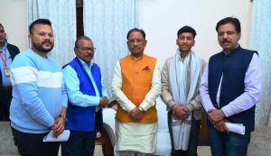 मुख्यमंत्री ने अंडर-19 राष्ट्रीय वाटर पोलो प्रतियोगिता के लिए चयनित अभिजीत की खेल प्रतिभा को सराहा मुख्यमंत्री ने अंडर-19 राष्ट्रीय वाटर पोलो प्रतियोगिता के लिए चयनित अभिजीत की खेल प्रतिभा को सराहा