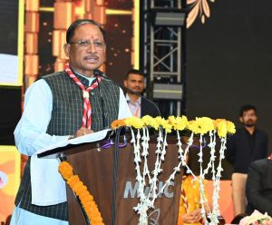 शिक्षा से ही समाज और देश की उन्नति संभव : मुख्यमंत्री विष्णु देव साय शिक्षा से ही समाज और देश की उन्नति संभव : मुख्यमंत्री विष्णु देव साय