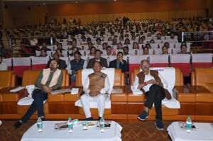 मुख्यमंत्री विष्णु देव साय 'परीक्षा पे चर्चा' के सीधे प्रसारण कार्यक्रम में हुए शामिल मुख्यमंत्री विष्णु देव साय 'परीक्षा पे चर्चा' के सीधे प्रसारण कार्यक्रम में हुए शामिल