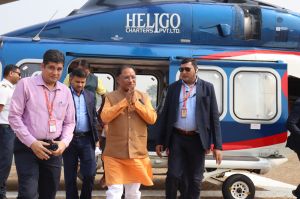 मुख्यमंत्री श्री विष्णु देव साय रायगढ़ जिले के इंद्रप्रस्थ स्टेडियम हेलीपेड पुसौर पहुंचे मुख्यमंत्री श्री विष्णु देव साय रायगढ़ जिले के इंद्रप्रस्थ स्टेडियम हेलीपेड पुसौर पहुंचे