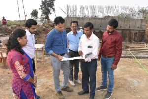 कलेक्टर ने उच्च स्तरीय पुल निर्माण कार्य का लिया जायजा कलेक्टर ने उच्च स्तरीय पुल निर्माण कार्य का लिया जायजा