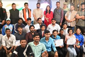 प्रतिभा सम्मान समारोह में शामिल हुए खेल एवं युवा कल्याण मंत्री टंकराम वर्मा प्रतिभा सम्मान समारोह में शामिल हुए खेल एवं युवा कल्याण मंत्री टंकराम वर्मा