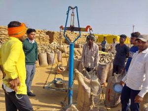 धान खरीदी की व्यवस्थाओं से किसान हुए गदगद धान खरीदी की व्यवस्थाओं से किसान हुए गदगद