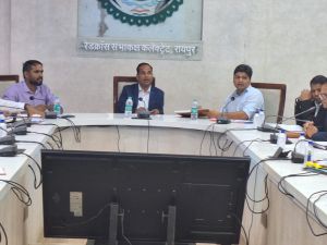 कलेक्टर डॉ गौरव सिंह ने ली जिला शहरी सार्वजनिक सर्विस सोसाईटी की बैठक कलेक्टर डॉ गौरव सिंह ने ली जिला शहरी सार्वजनिक सर्विस सोसाईटी की बैठक