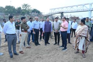 धार्मिक न्यास एवं धर्मस्व विभाग के सचिव, रायपुर कमिश्नर ने राजिम कुंभ कल्प मेला तैयारी के संबंध में संयुक्त रूप से ली बैठक