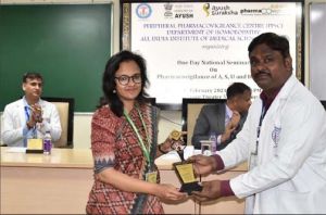  सुरक्षित दवाइयों के अनुप्रयोग को  बढ़ावा देने में फार्मेकोविजिलेंस महत्वपूर्ण