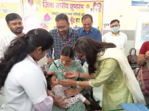 दुर्ग जिले में पल्स पोलियो अभियान के प्रथम दिवस में आशातित उपलब्धि दुर्ग जिले में पल्स पोलियो अभियान के प्रथम दिवस में आशातित उपलब्धि