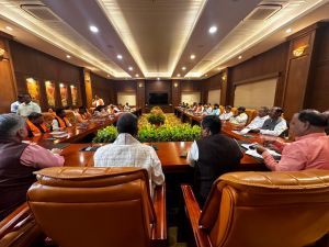 भाजपा ने किया &lsquo;मैं हूँ मोदी का परिवार&rsquo; कैम्पेन का शुभारंभ