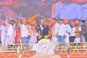 रक्षा मंत्री राजनाथ सिंह ने किसान महासम्मेलन में भरी हुंकार रक्षा मंत्री राजनाथ सिंह ने किसान महासम्मेलन में भरी हुंकार