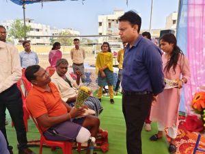 दिव्यांगजनों की राह आसान बनाने, प्रदान किया गया कृत्रिम अंग 