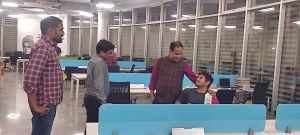 देर रात पहुंचे नालंदा ,तक्षशिला कलेक्टर, एसपी युवाओं से की बातचीत, दिए एग्जाम  के टिप्स, बोले- खूब पढ़ो- खूब आगे बढ़ो