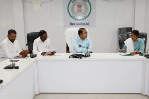  कलेक्टर एवं जिला निर्वाचन अधिकारी की अध्यक्षता में स्क्रीनिंग कमेटी की प्रथम बैठक आयोजित