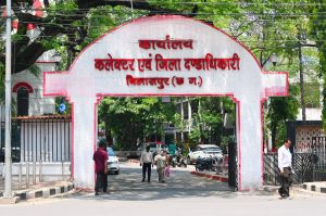 मतदाता फोटो पहचान पत्र के अतिरिक्त 12 वैकल्पिक फोटोयुक्त दस्तावेज दिखाकर भी मतदाता कर सकेंगे मतदान