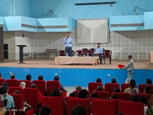 रायपुर पश्चिम विधानसभा के सहायक रिटर्निग अधिकारी श्री ठाकुर ने ली बैठक रायपुर पश्चिम विधानसभा के सहायक रिटर्निग अधिकारी श्री ठाकुर ने ली बैठक