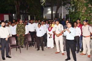 आग से बचाव के लिए फायर फाइंटिग मॉक ड्रिल आग से बचाव के लिए फायर फाइंटिग मॉक ड्रिल