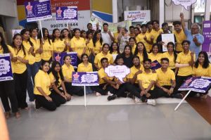 ज़िला स्वीप टीम की उपस्थिति में आई.टी.एम. यूनिवर्सिटी रायपुर के स्टूडेंट्स ने रिंग रोड स्थित मैग्नेटो मॉल में फ्लैश मॉब किया ज़िला स्वीप टीम की उपस्थिति में आई.टी.एम. यूनिवर्सिटी रायपुर के स्टूडेंट्स ने रिंग रोड स्थित मैग्नेटो मॉल में फ्लैश मॉब किया