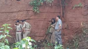 कुम्हारी में हुई बस दुर्घटना में घायलों की सहायता के लिए जिला एवं पुलिस प्रशासन ने दिखाई तत्परता कुम्हारी में हुई बस दुर्घटना में घायलों की सहायता के लिए जिला एवं पुलिस प्रशासन ने दिखाई तत्परता