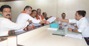 रायपुर लोकसभा में 4 प्रत्याशियों ने जमा किया नामांकन