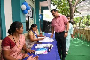 मुख्यमंत्री के सचिव पी. दयानंद ने किया मतदान मुख्यमंत्री के सचिव पी. दयानंद ने किया मतदान