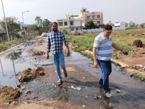 आयुक्त ने बोरियाखुर्द में अवैध प्लाटिंग पर गहन नाराजगी व्यक्त कर अभियान चलाकर कड़ी कार्यवाही कर कारगर रोक लगाने के दिये निर्देश आयुक्त ने बोरियाखुर्द में अवैध प्लाटिंग पर गहन नाराजगी व्यक्त कर अभियान चलाकर कड़ी कार्यवाही कर कारगर रोक लगाने के दिये निर्देश