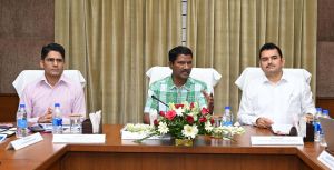 खनिज संसाधनों की उपलब्धता और खनन गतिविधियों में देश का अग्रणी राज्य है छत्तीसगढ़: केंद्रीय खनिज सचिव व्ही.एल. कान्ता राव खनिज संसाधनों की उपलब्धता और खनन गतिविधियों में देश का अग्रणी राज्य है छत्तीसगढ़: केंद्रीय खनिज सचिव व्ही.एल. कान्ता राव