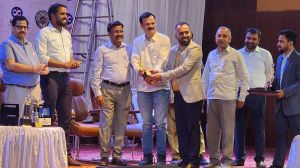 आयुक्त ने वर्ष 2023-24 में उत्कृष्ठ राजस्व वसूली करने नगर निगम राजस्व अमले एवं कोटक महेन्द्रा बैंक को किया सम्मानित आयुक्त ने वर्ष 2023-24 में उत्कृष्ठ राजस्व वसूली करने नगर निगम राजस्व अमले एवं कोटक महेन्द्रा बैंक को किया सम्मानित