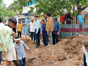 घर में नल जल पाकर खुश हुए रहवासी घर में नल जल पाकर खुश हुए रहवासी