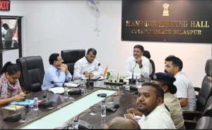 आरटीई के तहत दाखिला लिए बच्चों के साथ स्कूलों में भेद-भाव बर्दाश्त नहीं: कलेक्टर आरटीई के तहत दाखिला लिए बच्चों के साथ स्कूलों में भेद-भाव बर्दाश्त नहीं: कलेक्टर