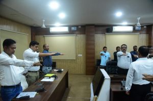  कलेक्टर सहित अधिकारियों-कर्मचारियों ने ली आतंकवाद विरोधी शपथ