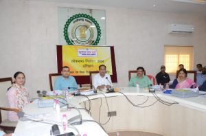 मतगणना के लिए कर्मियों को दिया गया प्रशिक्षण