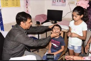 आयुर्वेद अस्पताल में 275 बच्चों का हुआ स्वर्ण प्राशन आयुर्वेद अस्पताल में 275 बच्चों का हुआ स्वर्ण प्राशन