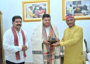  मुख्यमंत्री विष्णु देव साय से केन्द्रीय राज्य मंत्री राजभूषण चौधरी ने सौजन्य मुलाकात की