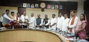  मुख्यमंत्री सहित मंत्रिगणों ने सांसद बनने पर बृजमोहन अग्रवाल को किया सम्मानित