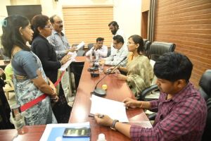  दमोदा-बोरई के बीच स्थित ईट भट्टे को हटाने कलेक्टर से लगाई गुहार