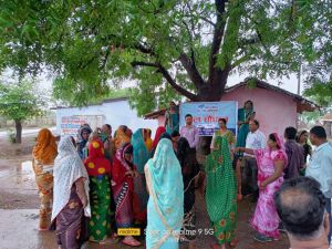 ग्रामीणों को दिलाई गई “कैच द रैन 2024” की शपथ ग्रामीणों को दिलाई गई “कैच द रैन 2024” की शपथ