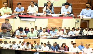 नगरीय निकायों में जन सहयोग से हो फाइट द बाइट का क्रियान्वयनः कलेक्टर सुश्री चौधरी नगरीय निकायों में जन सहयोग से हो फाइट द बाइट का क्रियान्वयनः कलेक्टर सुश्री चौधरी