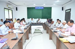 एक सप्ताह के भीतर राजस्व प्रकरणों के निराकरण में प्रगति नहीं लाने पर तहसीलदारों का रूकेगा असंचयी प्रभाव से वेतन वृद्धि एक सप्ताह के भीतर राजस्व प्रकरणों के निराकरण में प्रगति नहीं लाने पर तहसीलदारों का रूकेगा असंचयी प्रभाव से वेतन वृद्धि