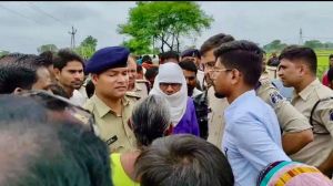  कलेक्टर डॉ. गौरव कुमार सिंह के मार्गदर्शन से सड़क चक्काजाम को तत्काल बहाल किया गया