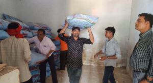  कृषि आदान उर्वरक एवं बीज का भण्डारण एवं वितरण कार्य प्रगति पर