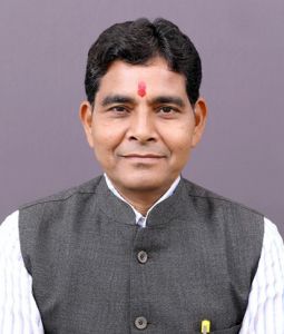  राजस्व प्रकरणों का पंजीयन और पेशी की तारीख अपडेट नहीं करने वाले अधिकारियों पर होगी कड़ी कार्यवाही : मंत्री श्री टंकराम वर्मा