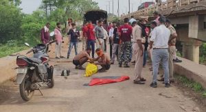 हत्या के चार आरोपी भेजे गए जेल, नाबालिग भी हिरासत में हत्या के चार आरोपी भेजे गए जेल, नाबालिग भी हिरासत में