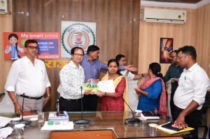 जनसभागिता से स्मार्ट हुए सभी सरकारी स्कूल जनसभागिता से स्मार्ट हुए सभी सरकारी स्कूल